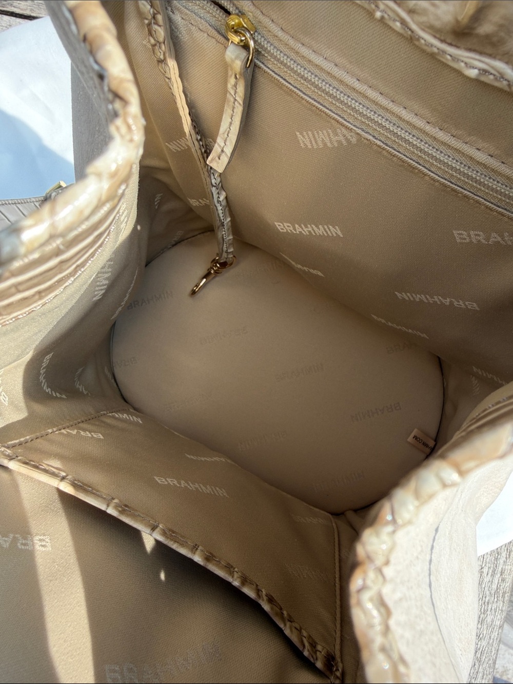 Brahmin Allie sling backpack in Clay Edena - Picture 10 of 16